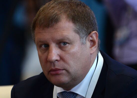 Country dialogue Russia-China at Eastern Economic Forum