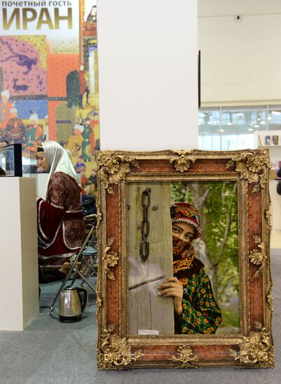 28th Moscow International Book Fair. Day Four