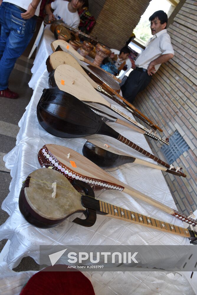 Folk arts fair in Dushanbe
