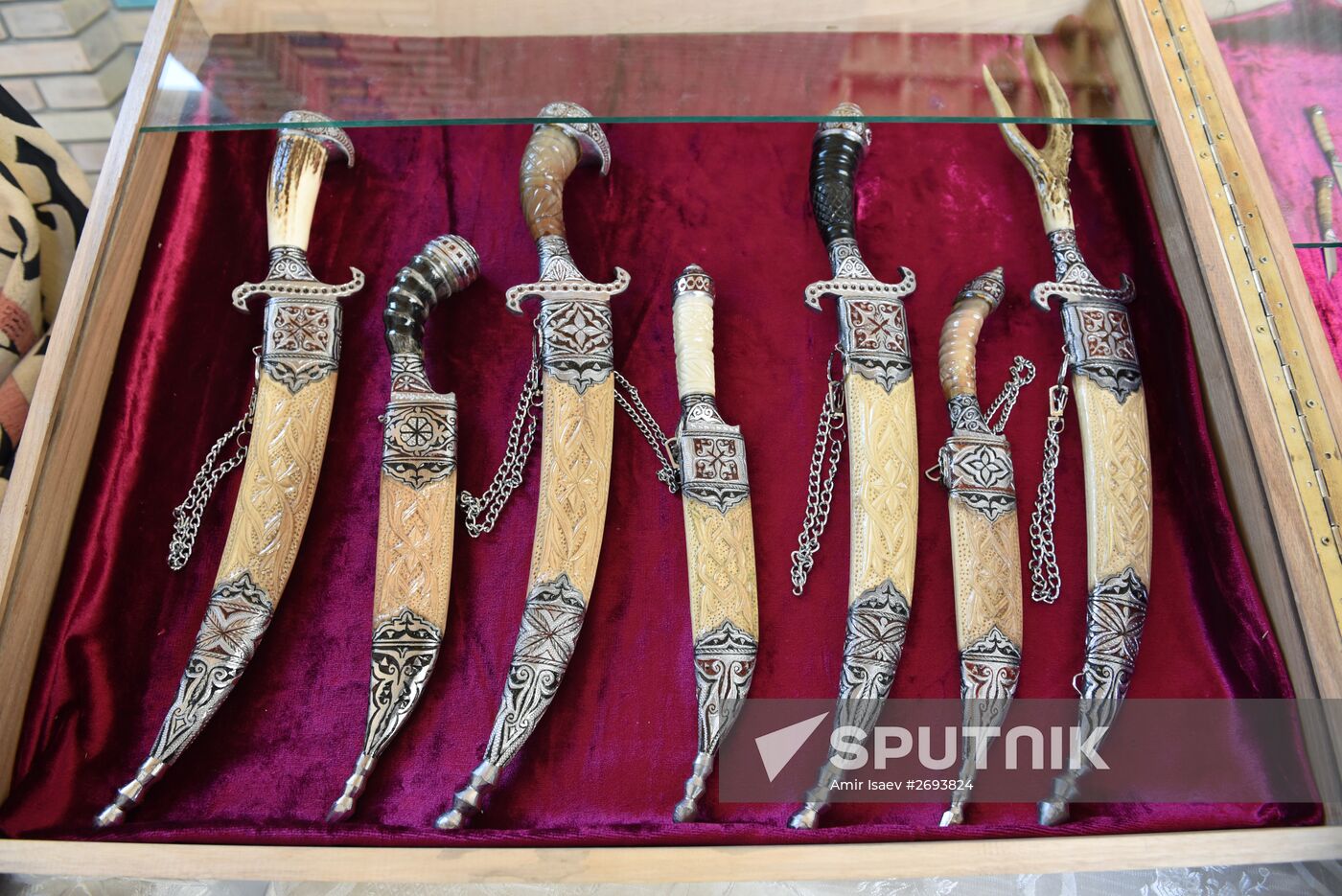 Folk arts fair in Dushanbe