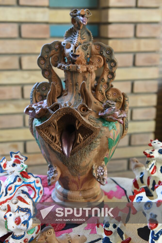 Folk arts fair in Dushanbe