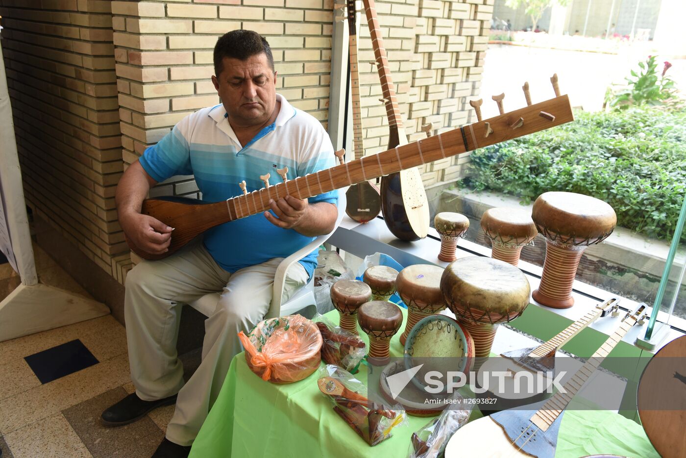 Folk arts fair in Dushanbe