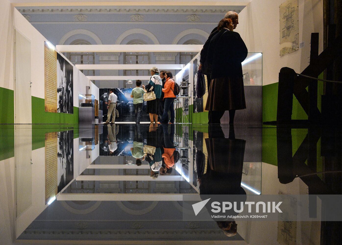 Exhibition "The nuclear industry turns 70. The chair reaction of success"