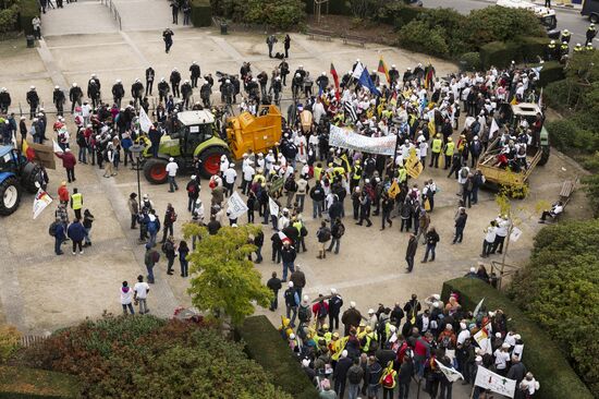 Farmers protest in Brussels