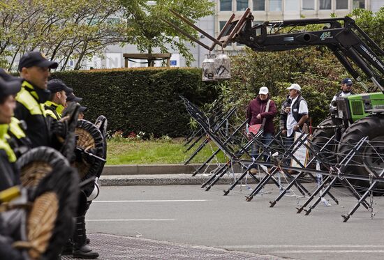 Farmers protest in Brussels