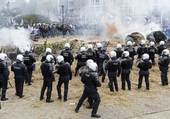 Farmers protest in Brussels