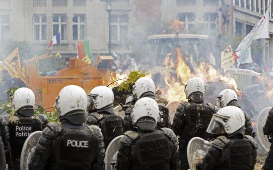 Farmers protest in Brussels