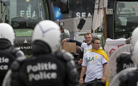 Farmers protest in Brussels