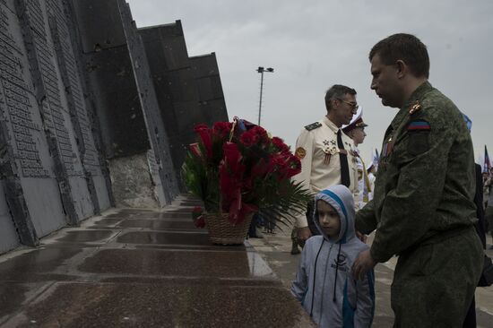 Events at Saur Grave to commemorate 72 years since liberation of Donbass from Nazi invaders