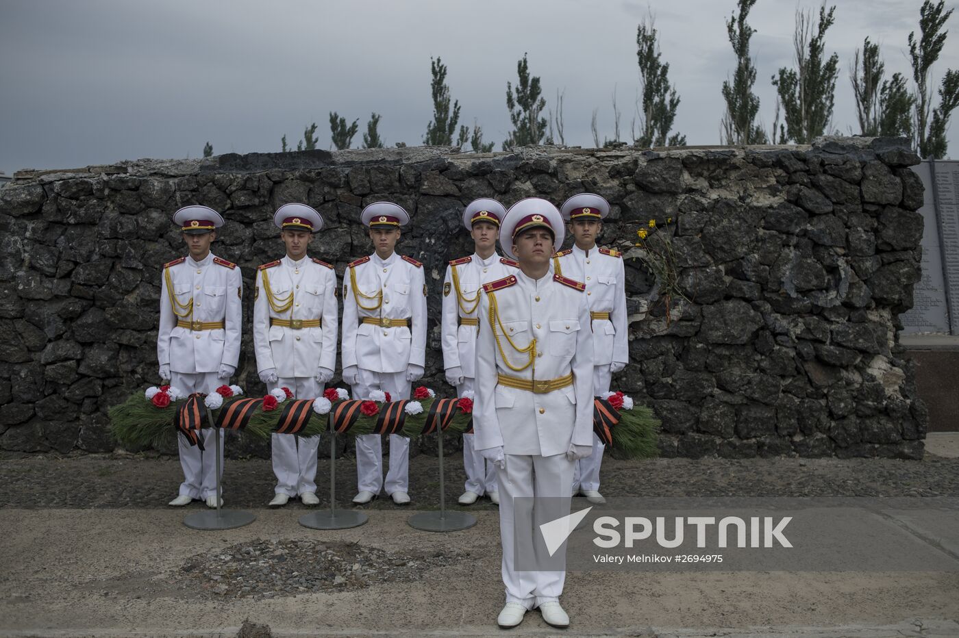 Events at Saur Grave to commemorate 72 years since liberation of Donbass from Nazi invaders