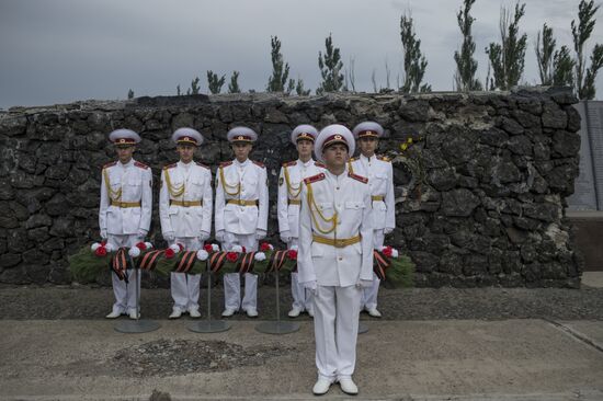 Events at Saur Grave to commemorate 72 years since liberation of Donbass from Nazi invaders