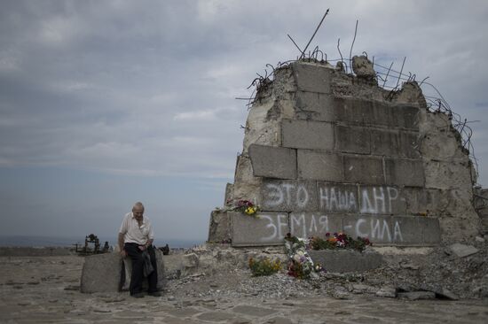 Events at Saur Grave to commemorate 72 years since liberation of Donbass from Nazi invaders