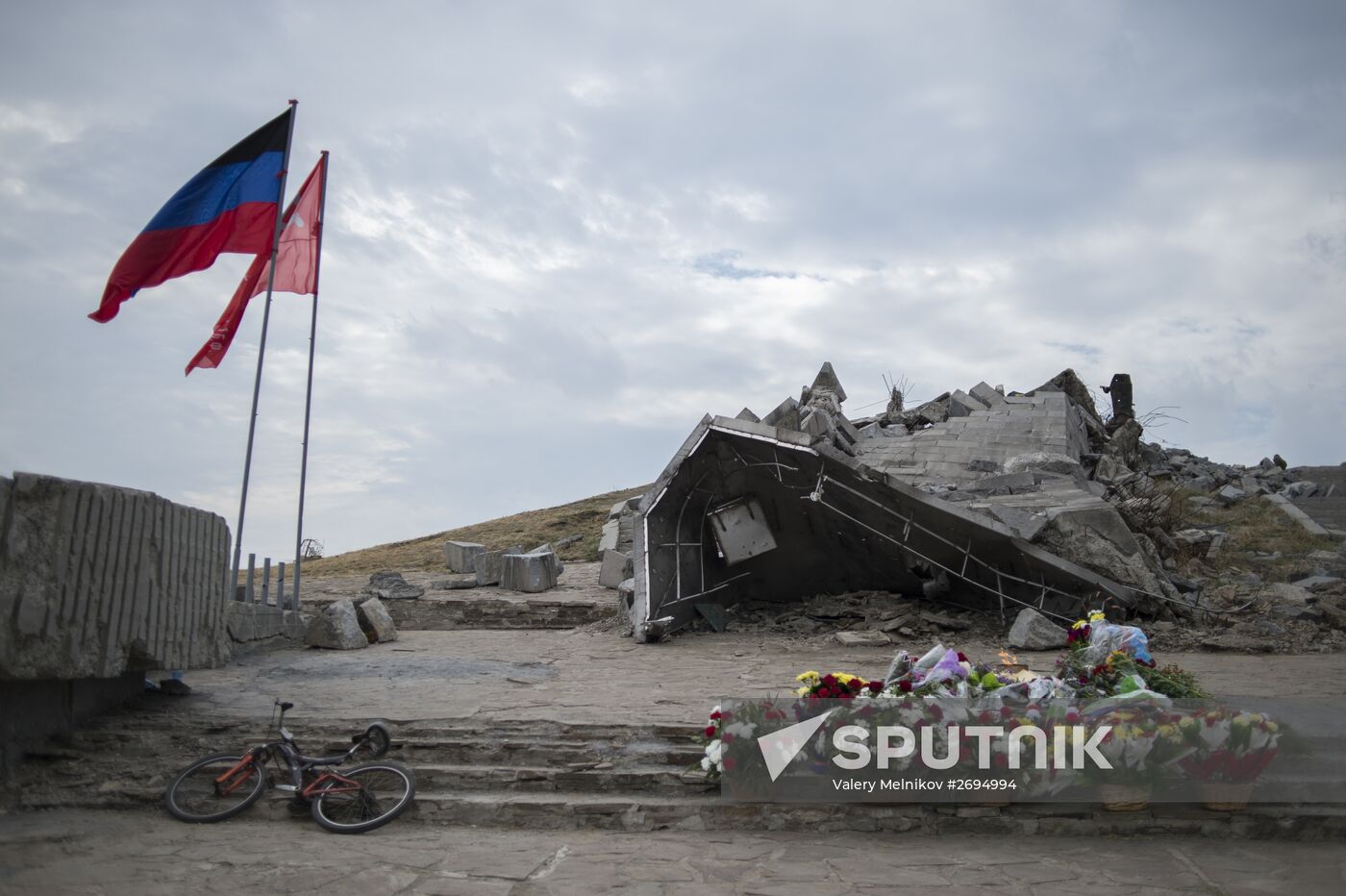 Events at Saur Grave to commemorate 72 years since liberation of Donbass from Nazi invaders