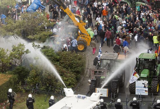 Farmers protest in Brussels