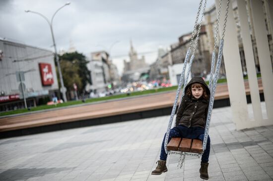 Moscow's renovated Triumfalnaya Square reopens