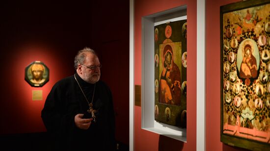 Opening of monographic exhibition "Simon Ushakov -- Tsarist Icon Painter"