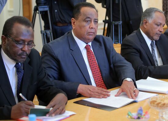 Russian Foreign Minister Sergei Lavrov meets with Sudanese Foreign Minister Ibrahim Ghandour