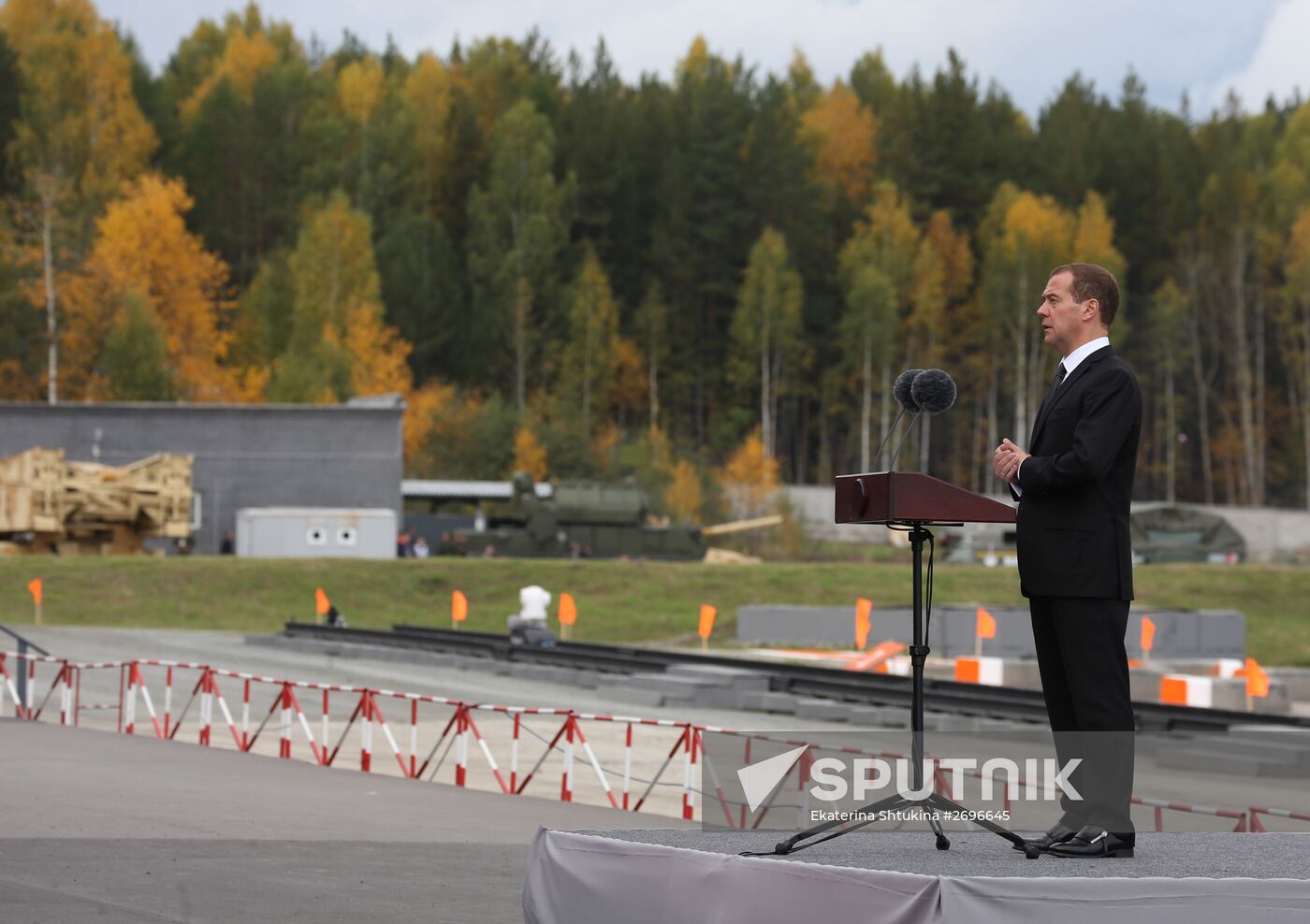 Prime Minister Dmitry Medvedev visits Russian Arms Expo