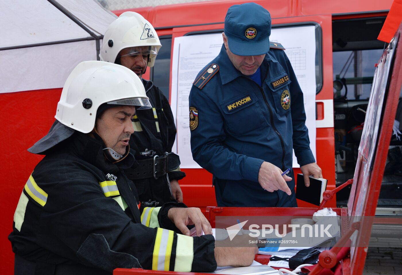 EMERCOM conducts drill in Grozny
