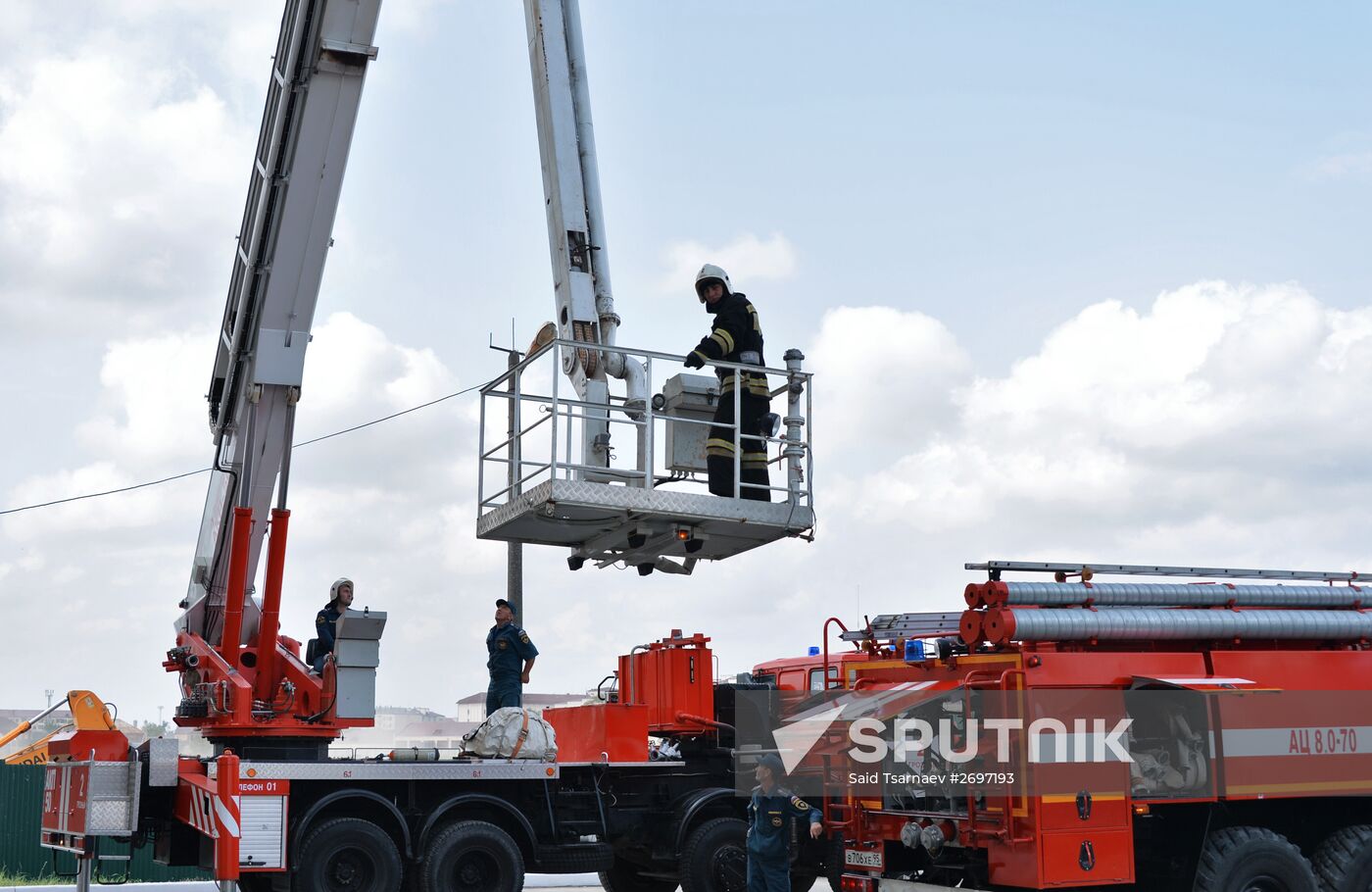 EMERCOM conducts drill in Grozny
