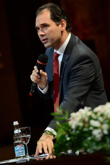 Bolshoi Theatre company opening meeting