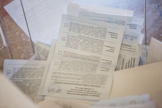 Russia holds Unified Election Day