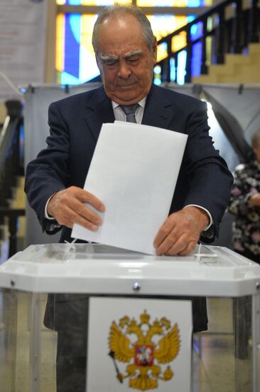 Russia holds Unified Election Day