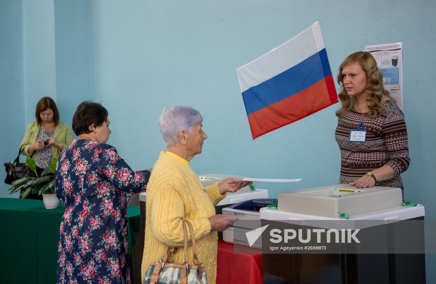 Russia holds Unified Election Day