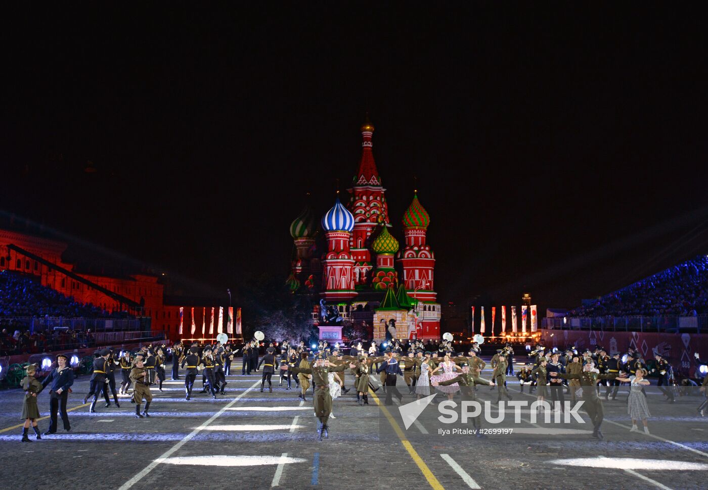 Closing ceremony of 2015 International Military Music Festival 'Spasskaya Tower'