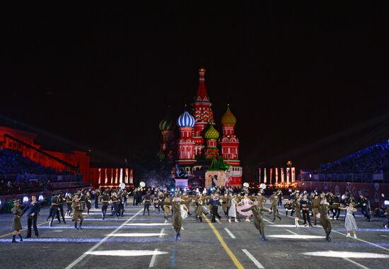 Closing ceremony of 2015 International Military Music Festival 'Spasskaya Tower'