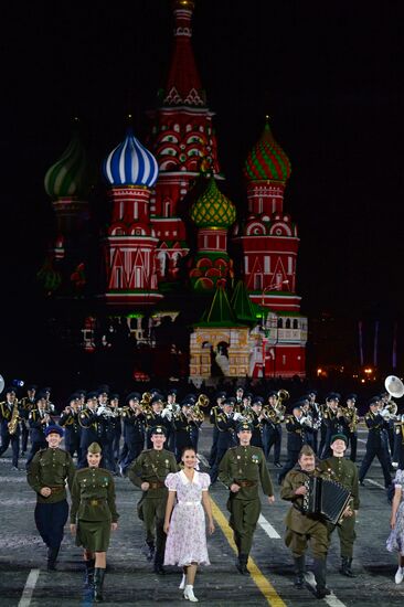 Closing ceremony of 2015 International Military Music Festival 'Spasskaya Tower'