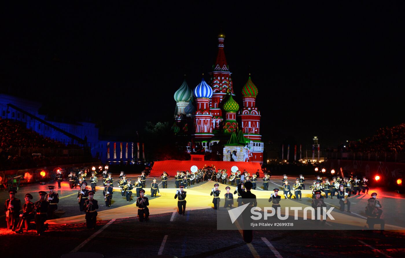 Closing ceremony of 2015 International Military Music Festival 'Spasskaya Tower'