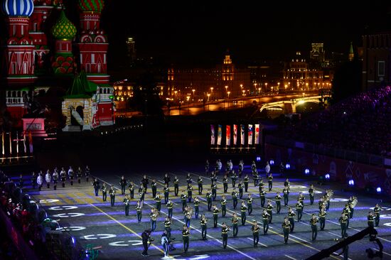 Closing ceremony of 2015 International Military Music Festival 'Spasskaya Tower'