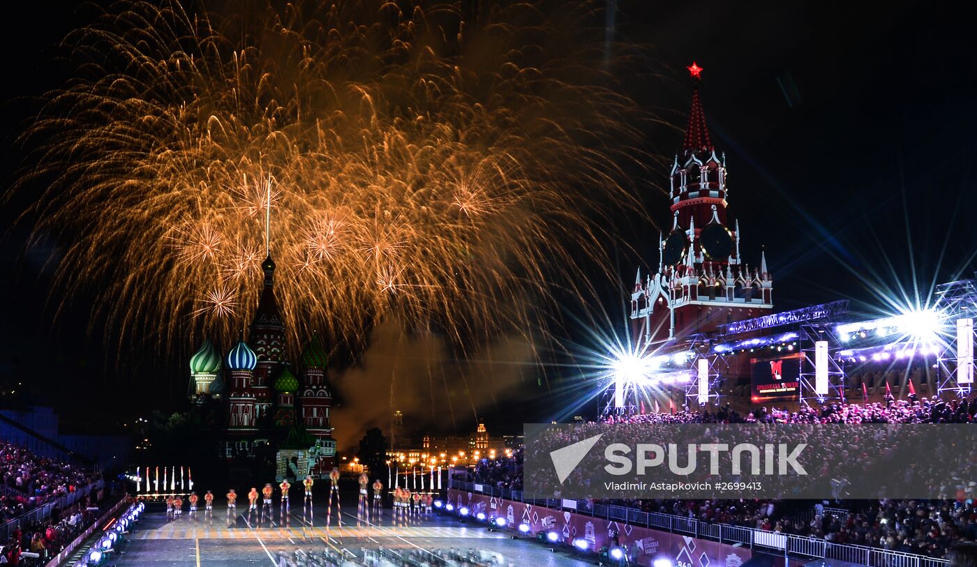 Closing ceremony of 2015 International Military Music Festival 'Spasskaya Tower'