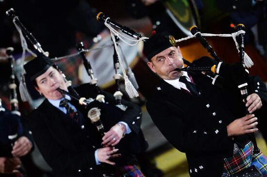 Closing ceremony of 2015 International Military Music Festival 'Spasskaya Tower'