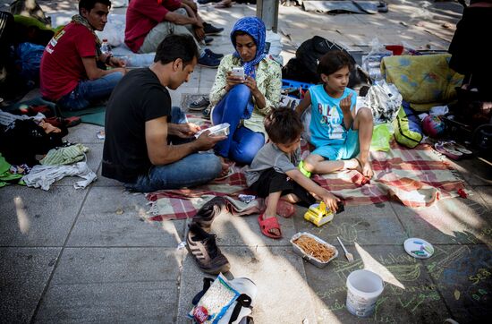 Mideastern refugees in Athens
