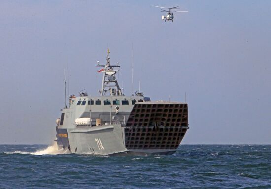 Military exercises "Union Shield 2015"