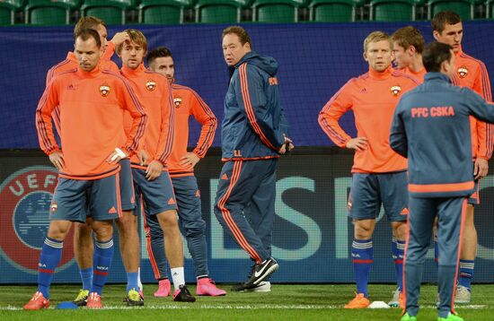 Football. UEFA Champions League. PFC CSKA training session