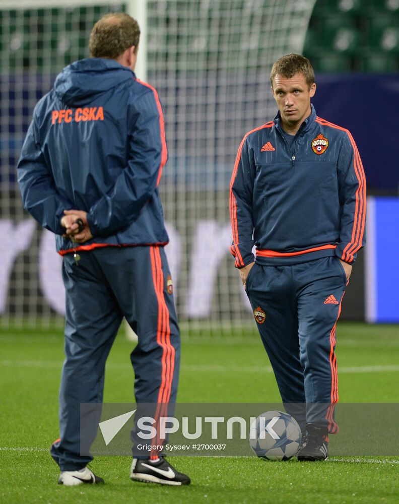 Football. UEFA Champions League. PFC CSKA training session