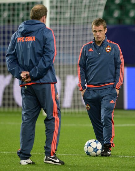 Football. UEFA Champions League. PFC CSKA training session