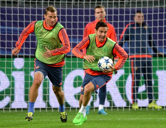 Football. UEFA Champions League. PFC CSKA training session