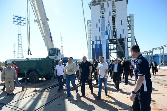 Dmitry Rogozin inspects technical and launch facilities at the Vostochny Space Launch Center