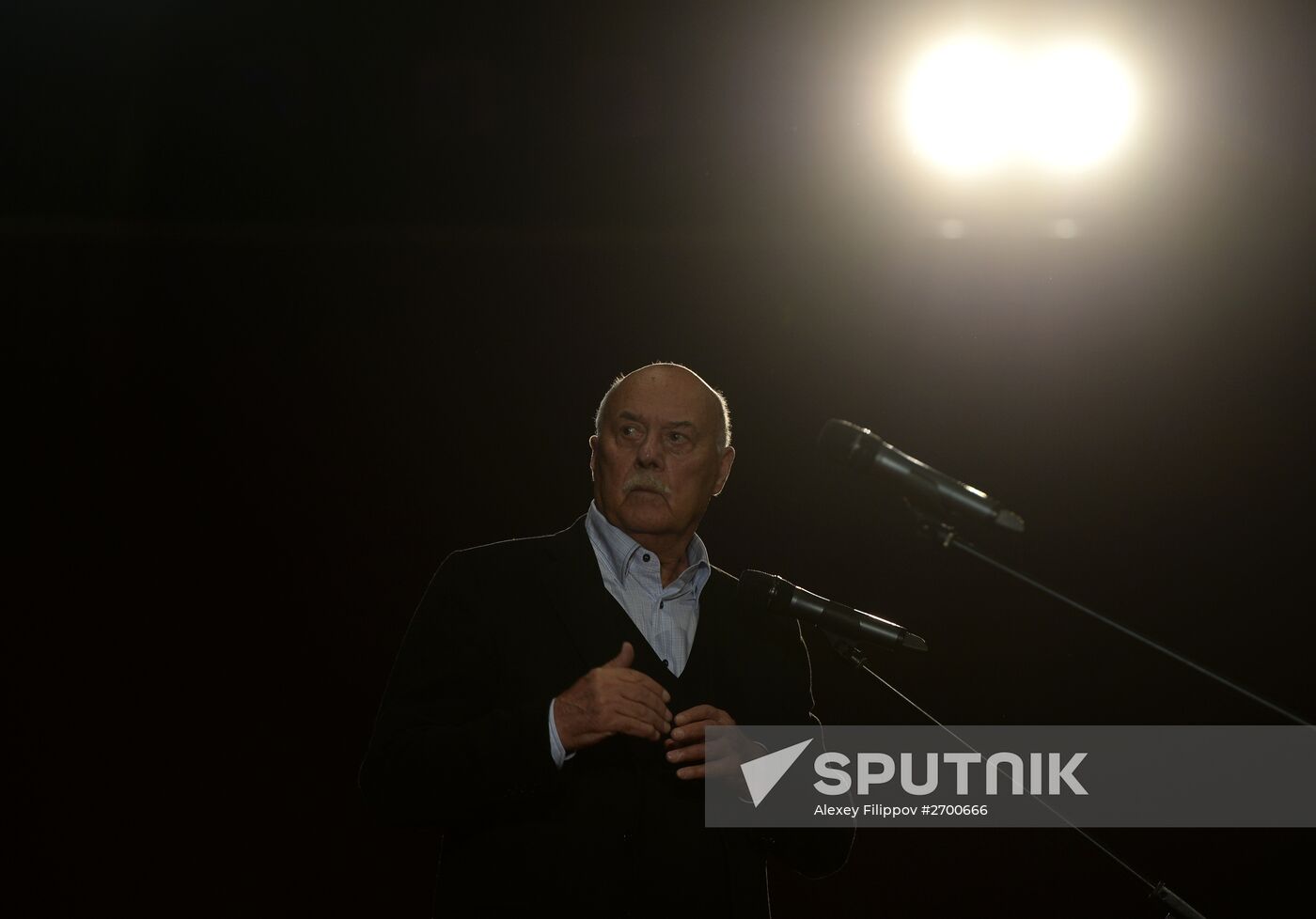 First run of Stanislav Govorukhin's film "The End of a Great Era"