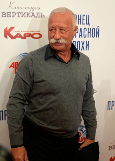 First run of Stanislav Govorukhin's film "The End of a Great Era"