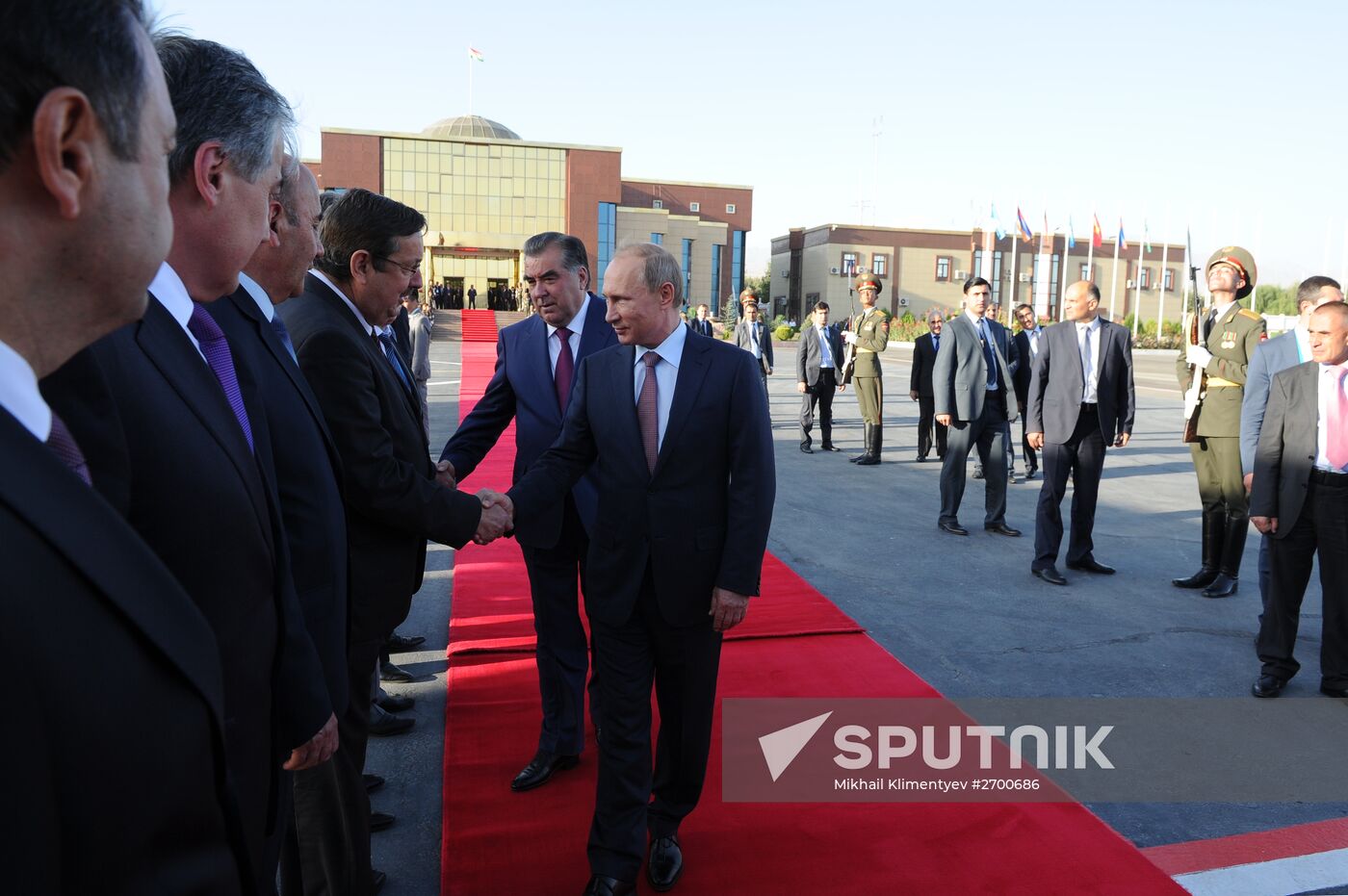 President Vladimir Putin visits Tajikistan to take part in CSTO summit