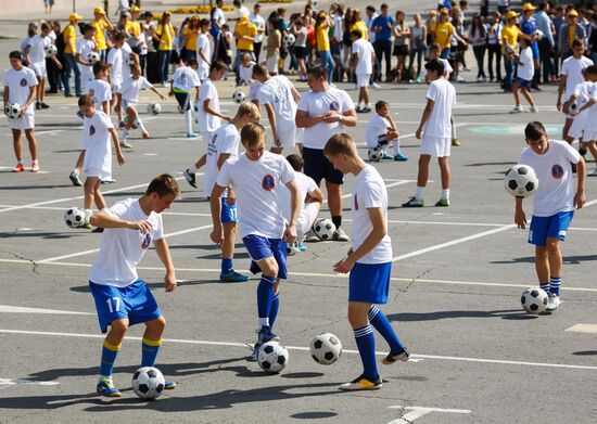 2018 FIFA World Cup: 1000 days to go