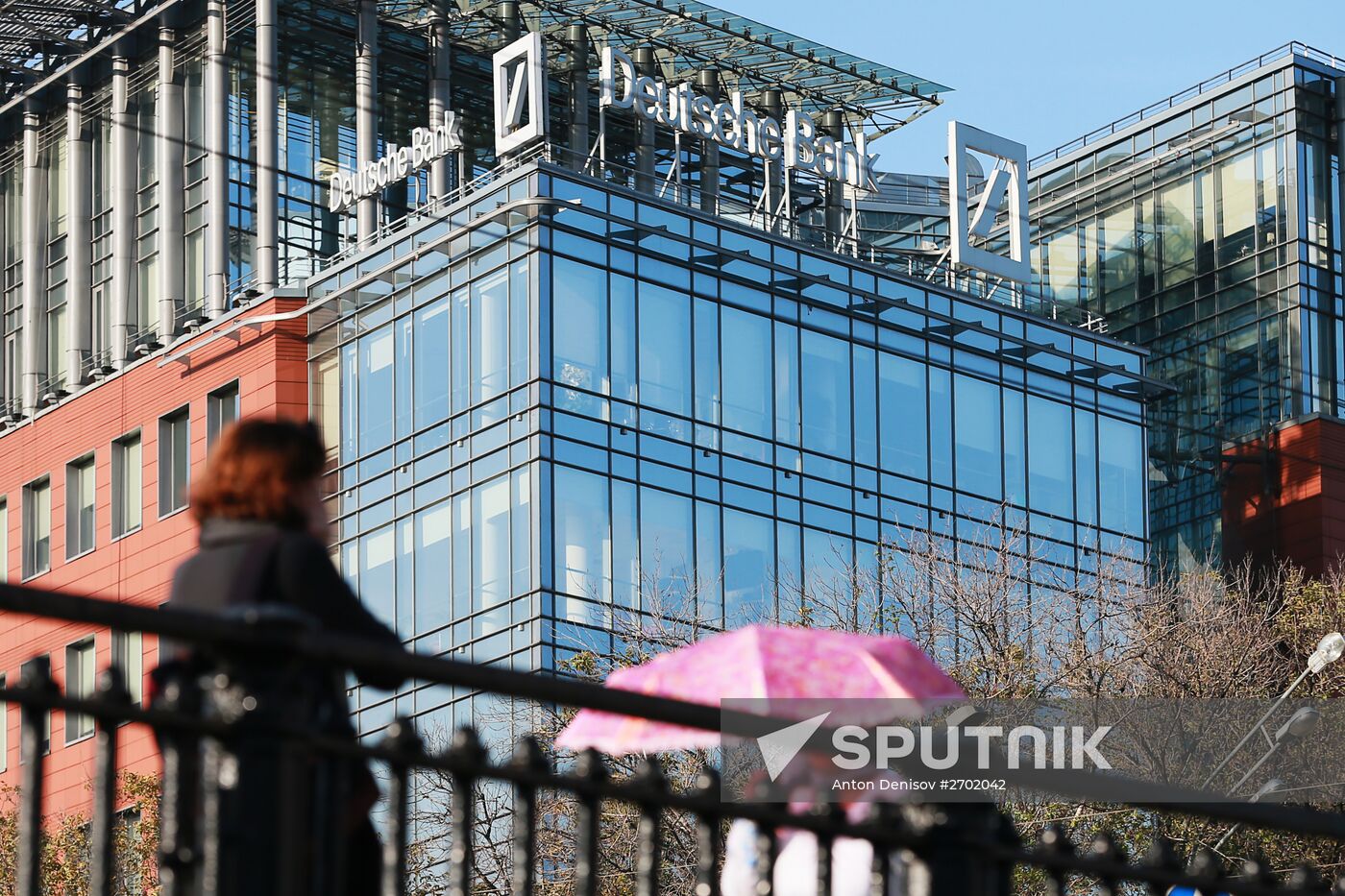 Deutsche Bank wraps up corporate banking services in Russia