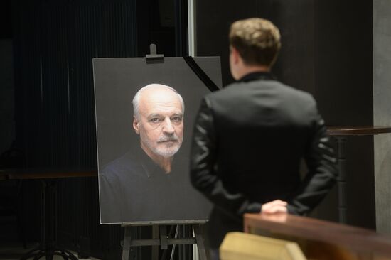 Funeral service for actor Mikhail Remizov