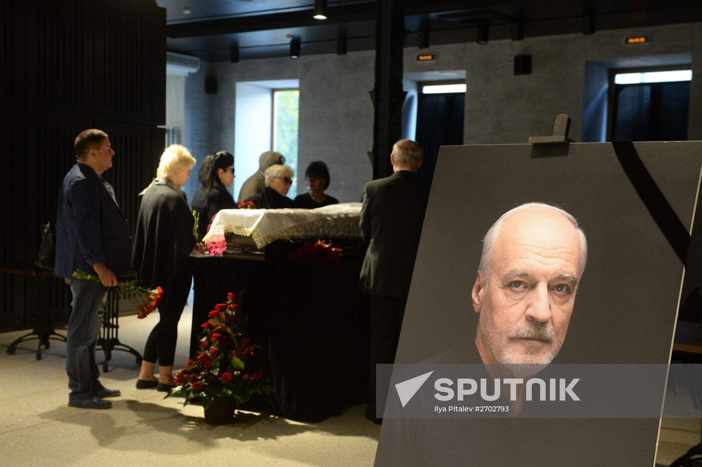 Funeral service for actor Mikhail Remizov