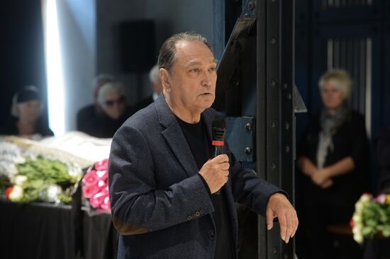 Funeral service for actor Mikhail Remizov